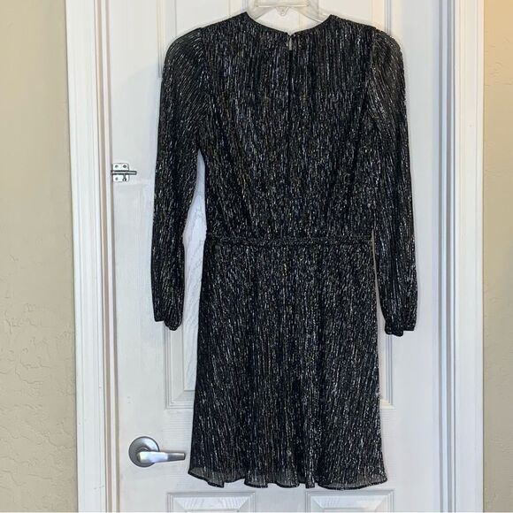 White House Black Market Shimmer Blouson Dress Size Small - Picture 13 of 13